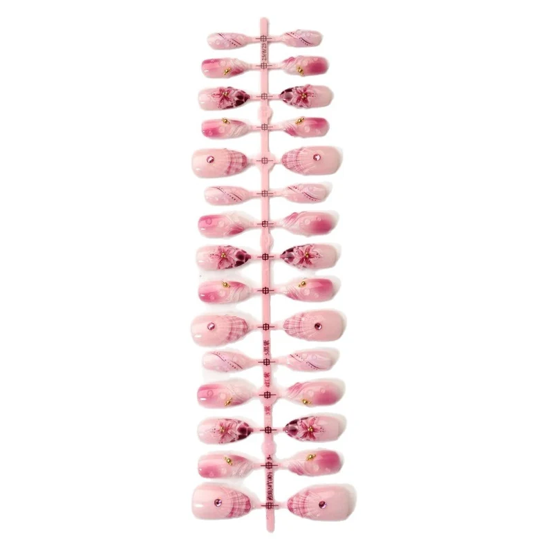 Künstlerisches Stiletto-Nail-Design Karnz