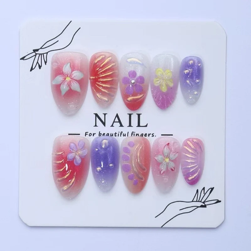 Künstlerische Floral Press-On Nagelkollektion Karnz