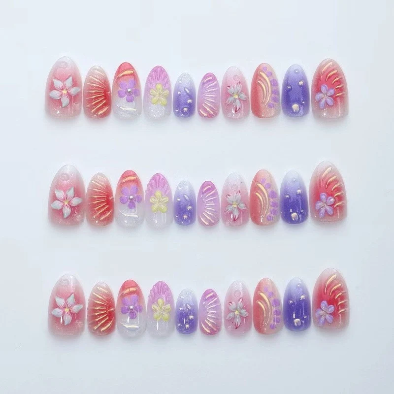 Künstlerische Floral Press-On Nagelkollektion Karnz