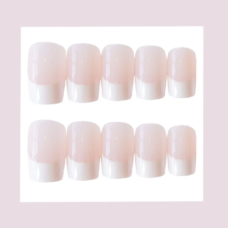 Premium French Tip Press-On Nail Art Karnz