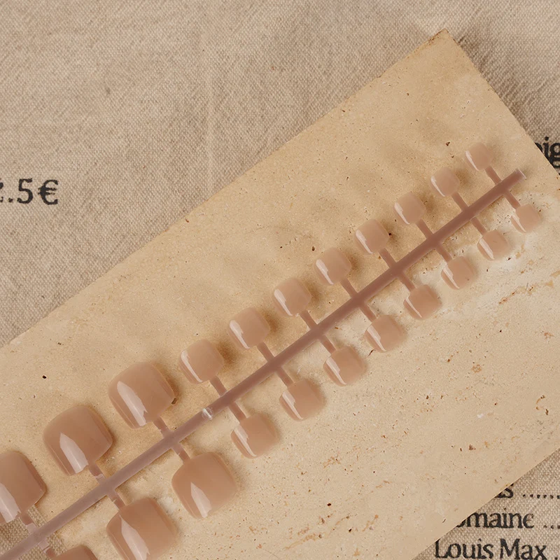 Premium langlebiges Press-On Nail Set Karnz