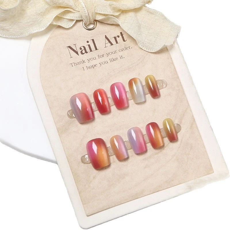 Ombre Gradient Press-On Nail Art Set Karnz