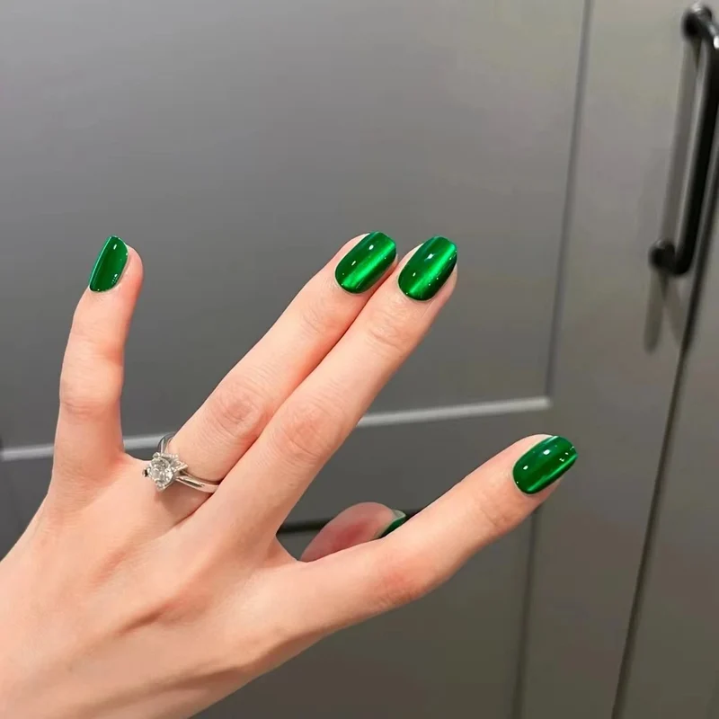 Glatte Press-On Nagelset mit elegantem Design Karnz