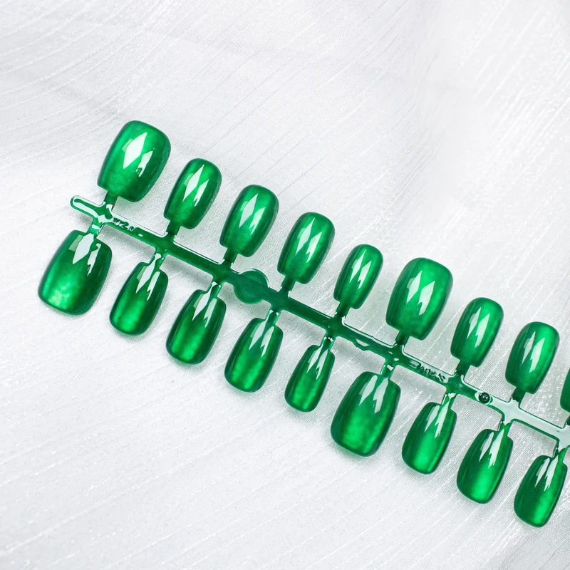 Glatte Press-On Nagelset mit elegantem Design Karnz