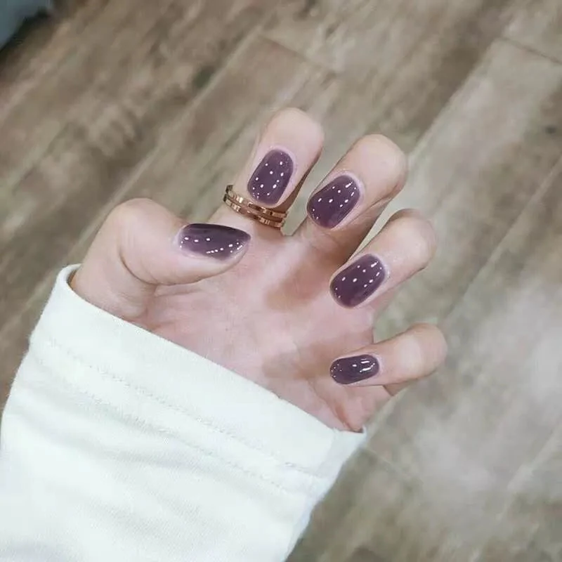 Glänzender Langzeit-Nagellack Karnz