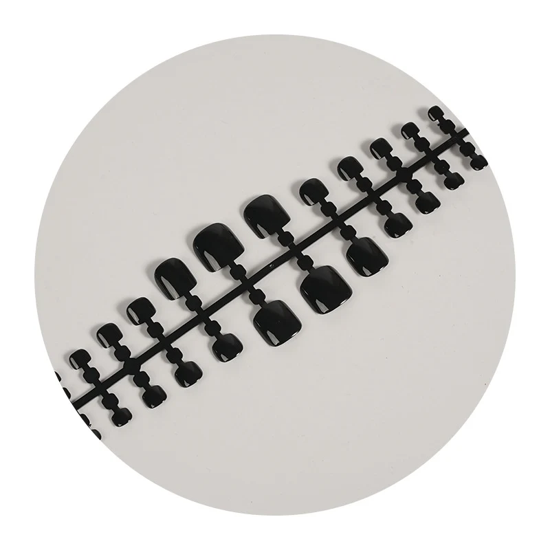 Glänzendes schwarzes Press-On-Nagelset Karnz