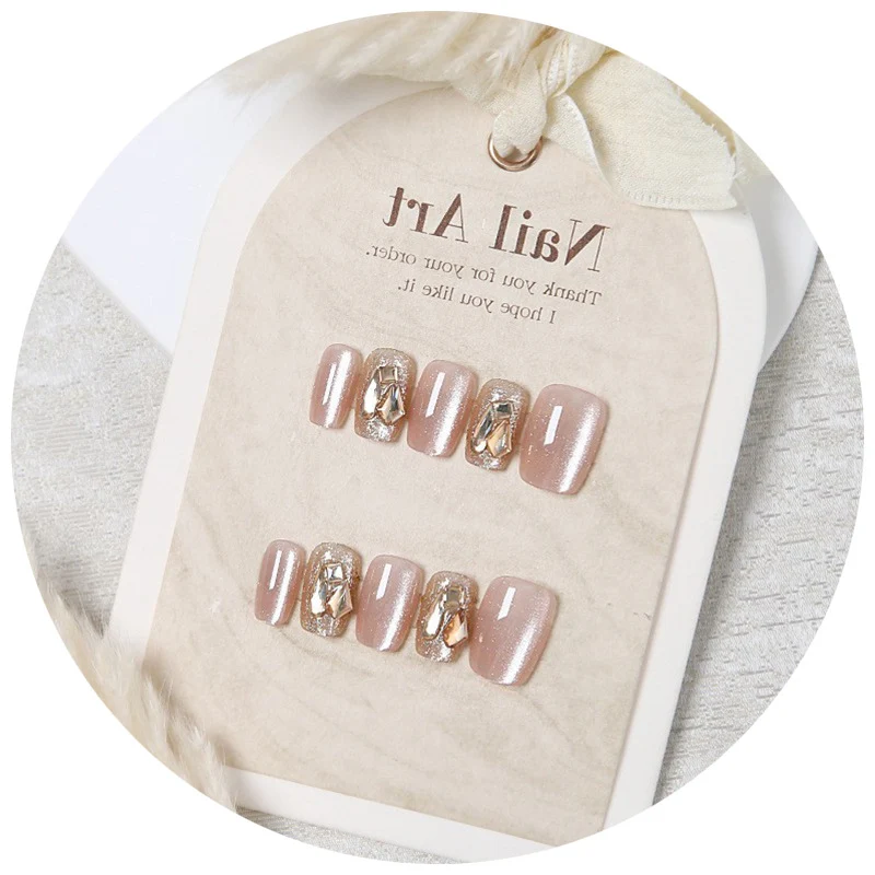 Glamouröse mit Strass verzierte Press-On Nagelkunst Karnz