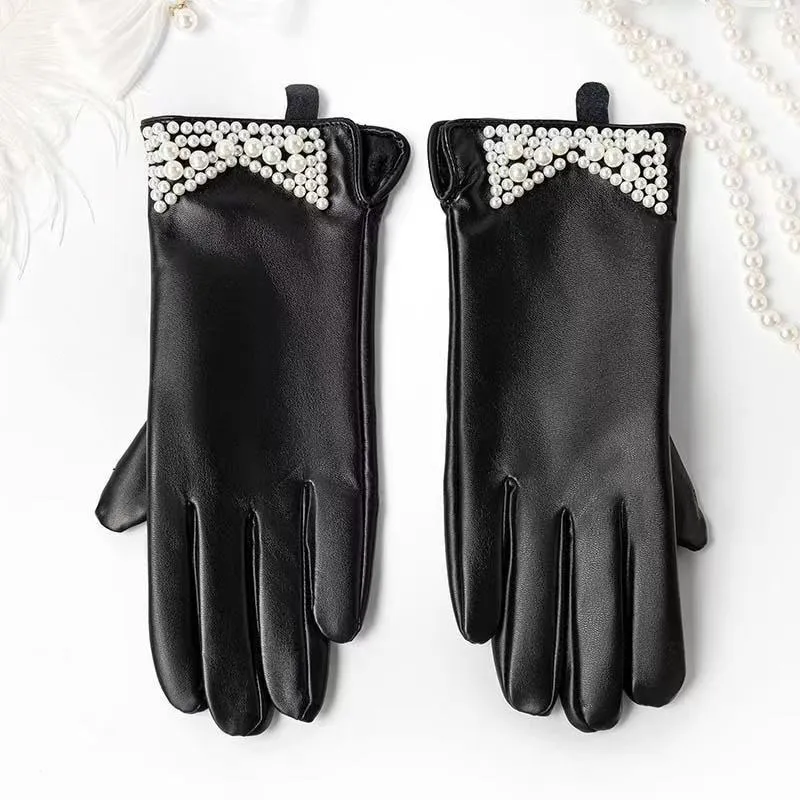 Elegante Lederhandschuhe mit Kettendetails Karnz