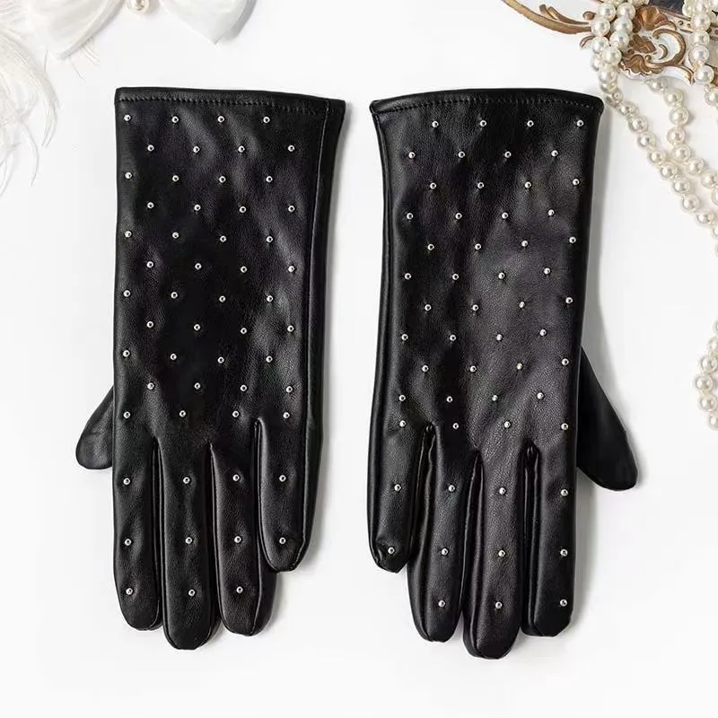 Elegante Lederhandschuhe mit Kettendetails Karnz