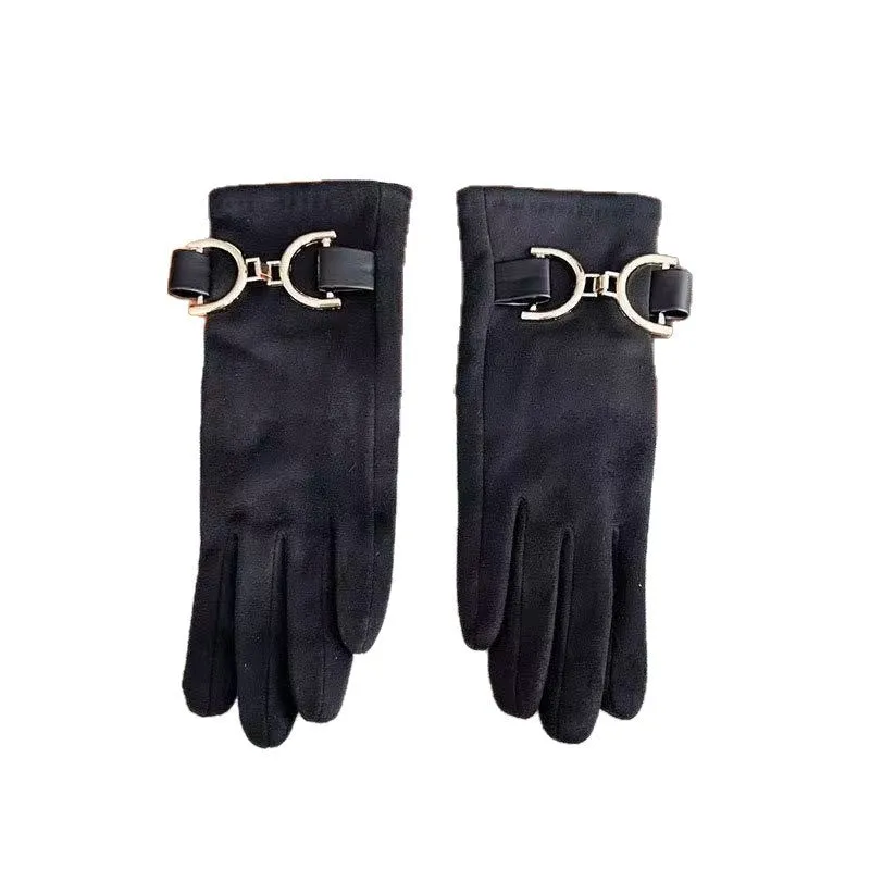 Elegante Modehandschuhe mit dekorativem Schnallenverschluss Karnz
