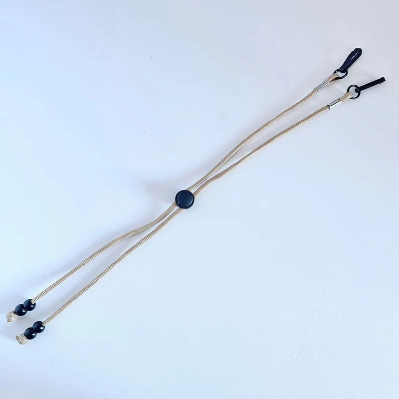 Verstellbarer langlebiger Brillenhalter Karnz