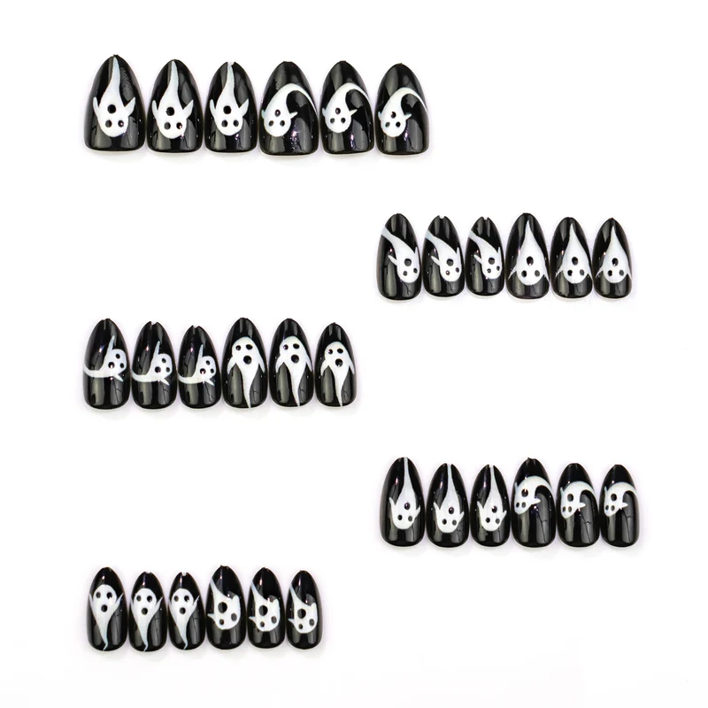 Ghost-Themen Press-On Nagelkunst Set Karnz