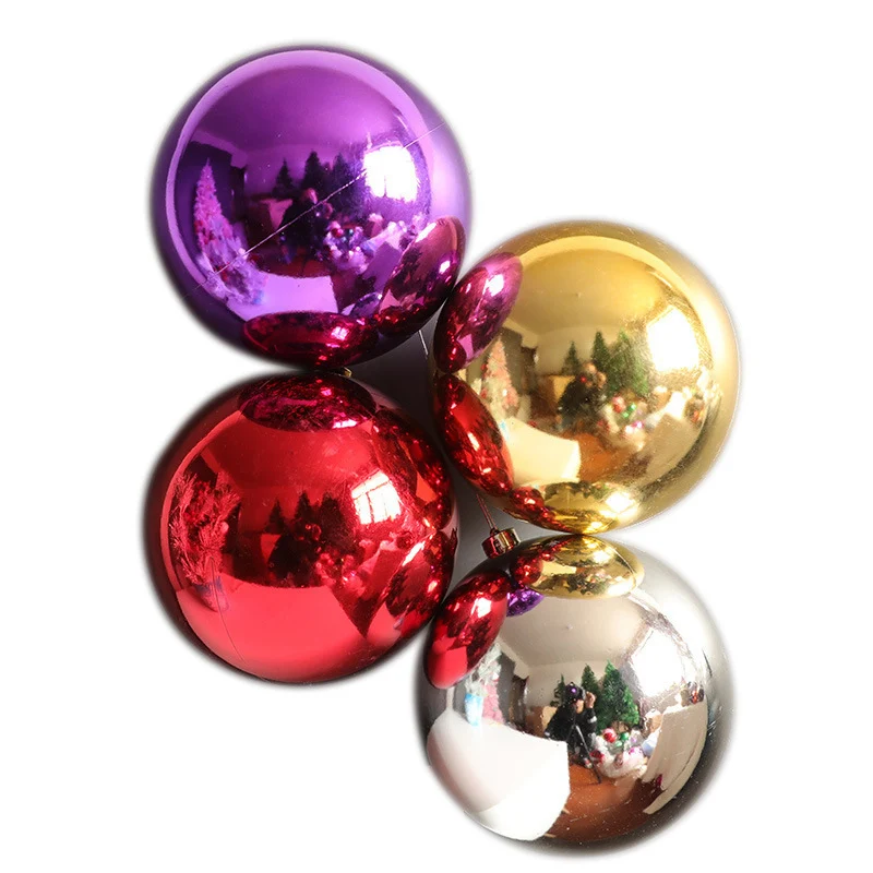 Dekorative Glänzende Weihnachtskugeln Karnz