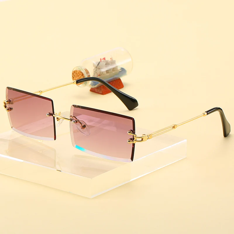 Moderne geometrische Rahmen-Sonnenbrille Karnz