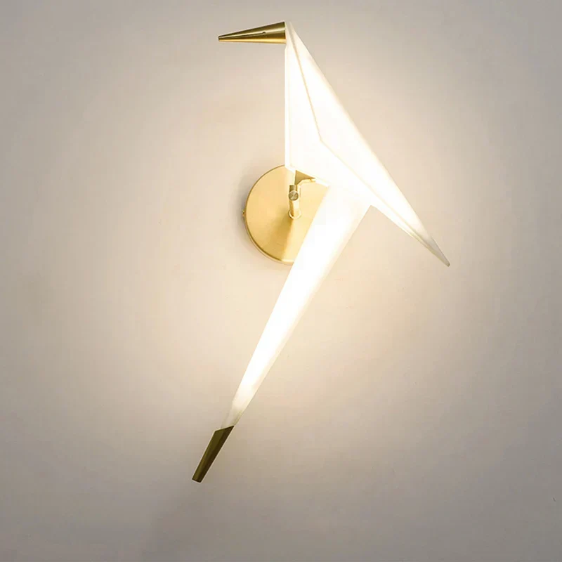 Moderne Origami Kranich Wandleuchte - Elegantes LED-Licht für Wohnräume | Karnz