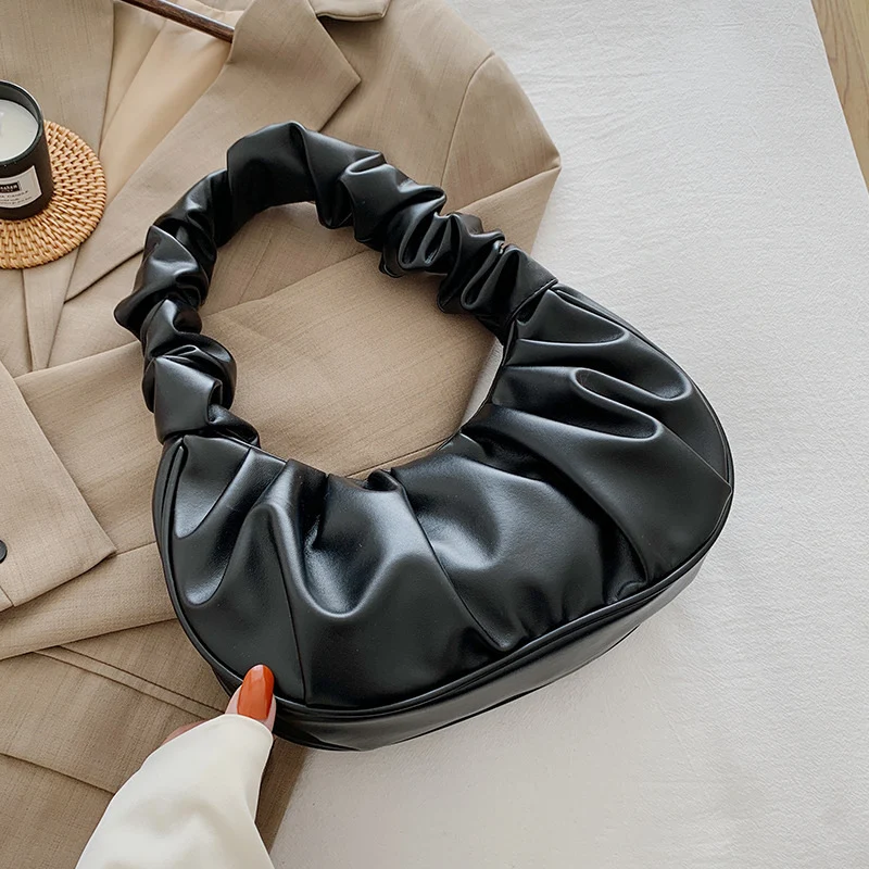 Lässige Beuteltasche Aus Veganem Leder Karnz