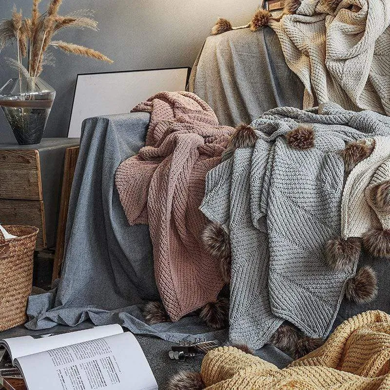Pom Pom Chenille Decken Karnz