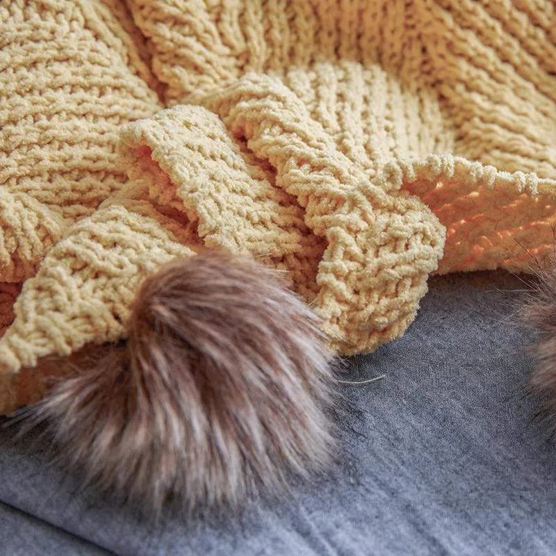 Pom Pom Chenille Decken Karnz