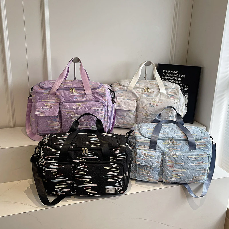 Bestickte Wochenend-Duffle Karnz