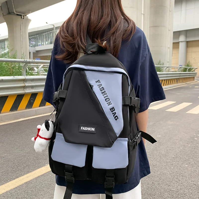 Stilvolle Mehrfach-Taschen-Rucksack Karnz