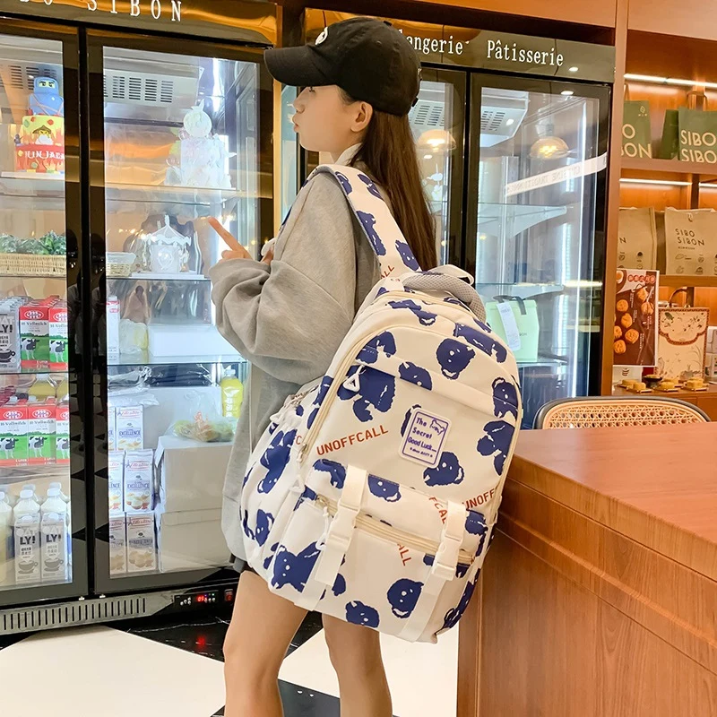 Stylischer Mehrfachfach-Rucksack Karnz