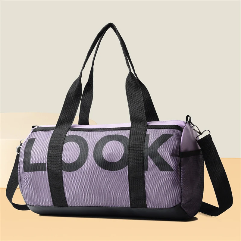 Geräumige leichte Reisetasche Karnz
