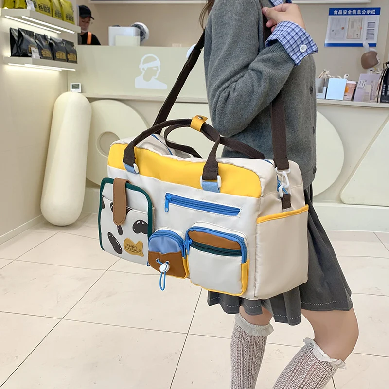Multi-Pocket Utility Wochenend Duffle Karnz