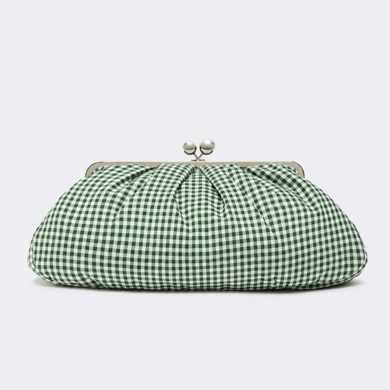 Geraffte Clutch-Tasche