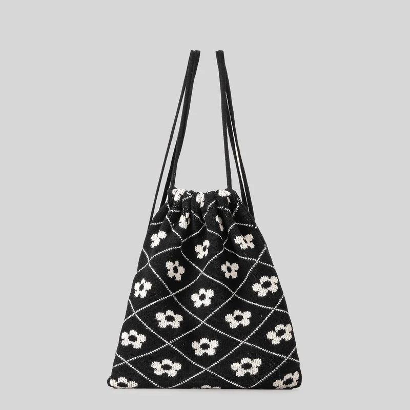 Leichte gestreifte Häkel-Tasche