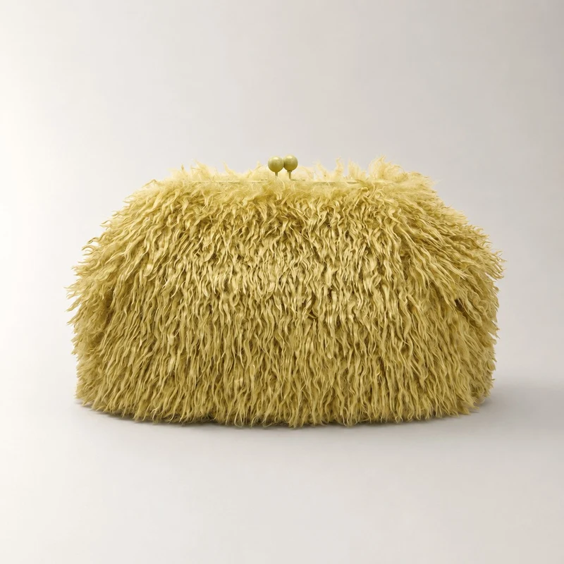 Fell-texturierte Clutch-Tasche