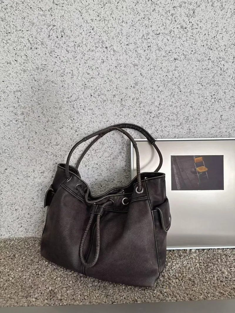 Erschöpftes Leder Schlapp-Tote