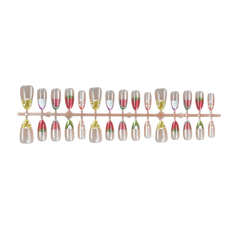 Frucht-inspirierte florale Press-On Nail Art Set Karnz