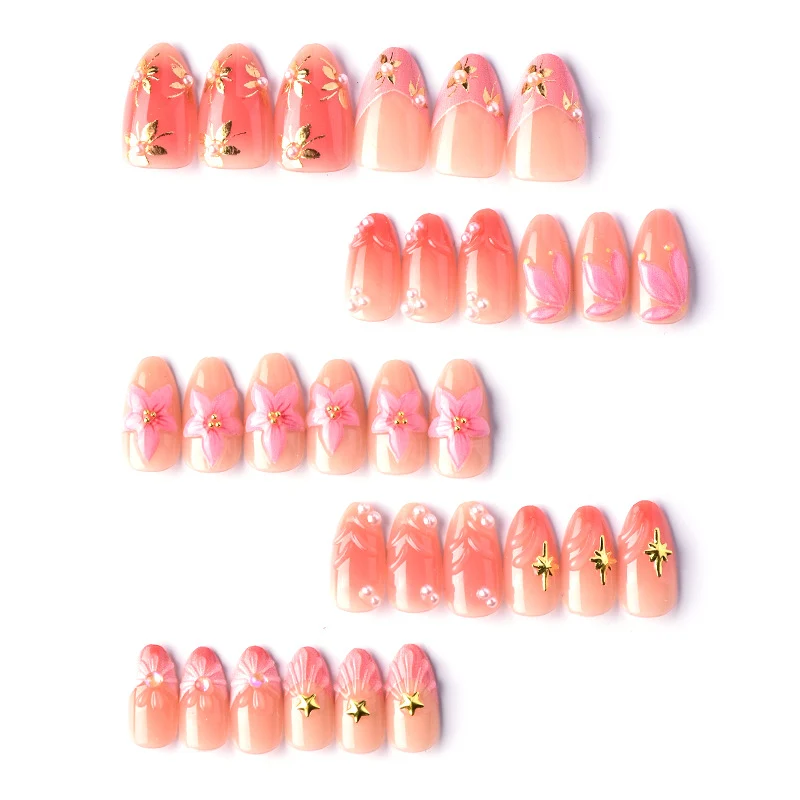 Florale Verzierungen Press-On Nagelkunst Karnz