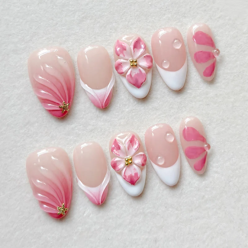 Floral Eleganz Press-On Nagelkunst Set Karnz