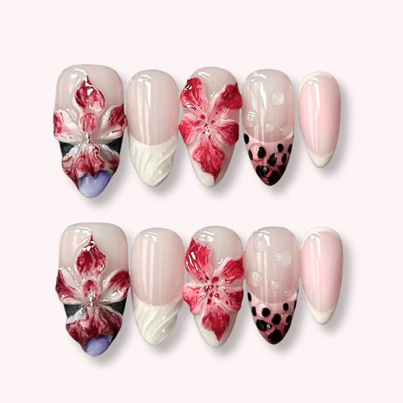 Floral Artistic Press-On Nail Set Karnz