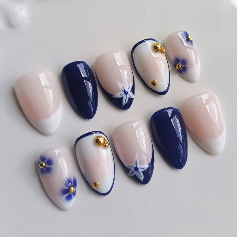 Blumenakzent Press-On Nagelset Karnz