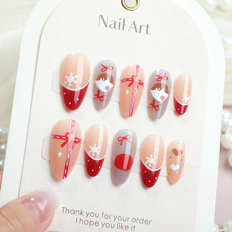 Festliche Themen Press-On Nagelkunst Karnz