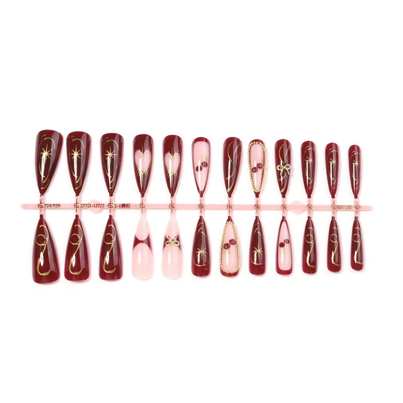 Eleganter Stiletto Press-On Nail Set Karnz