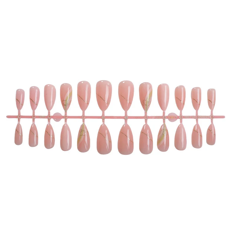 Elegantes Stiletto Press-On-Nageldesign Karnz