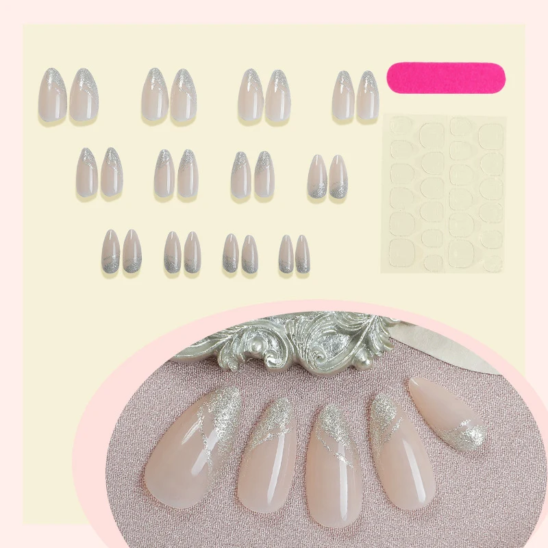 Elegantes Glitzer Press-On Nagelset Karnz