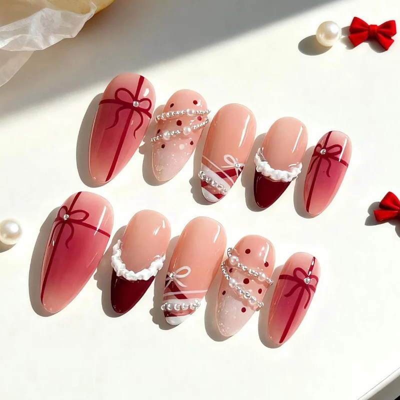 Elegante Geschenk-Themen Press-On Nagelkunst Karnz