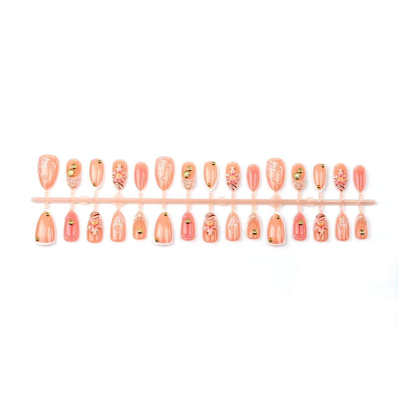 Elegantes florales Press-On-Nagelkunstdesign Karnz