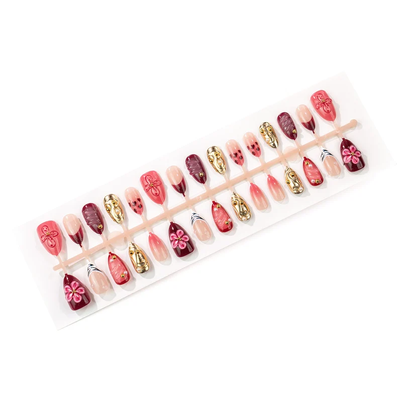 Dekoratives florales Press-On Nagelkunst Set Karnz 1790636707