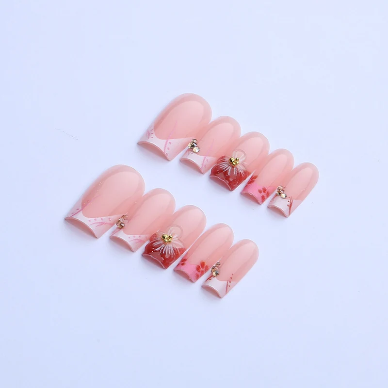 Dekoratives florales Press-On Nagelkunstset Karnz