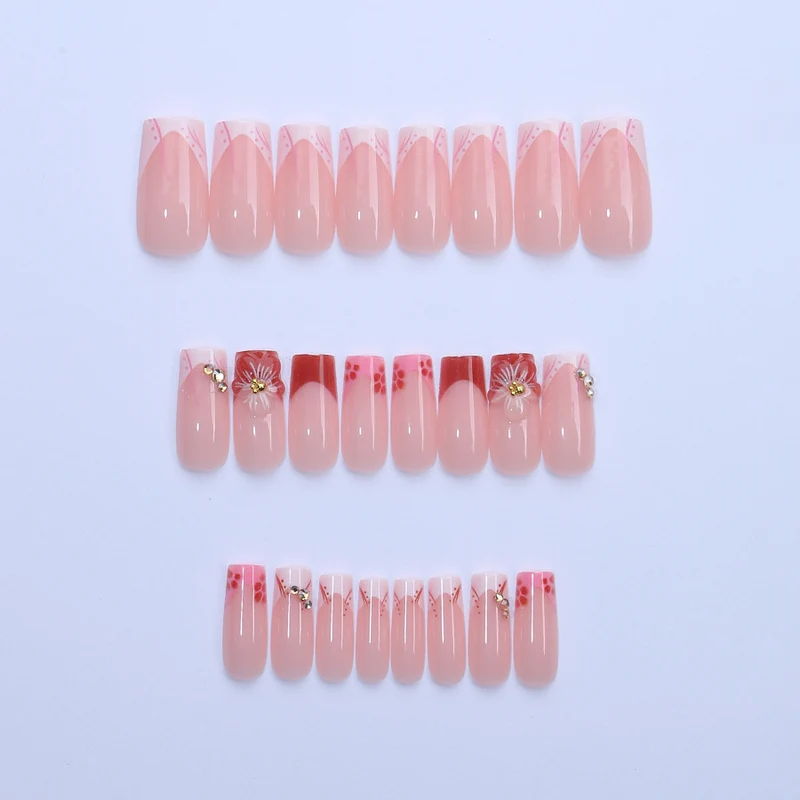Dekoratives florales Press-On Nagelkunstset Karnz