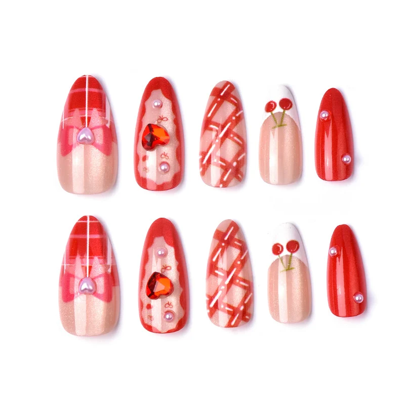 Kirsch-inspirierte dekorative Press-on-Nagelkunst Karnz