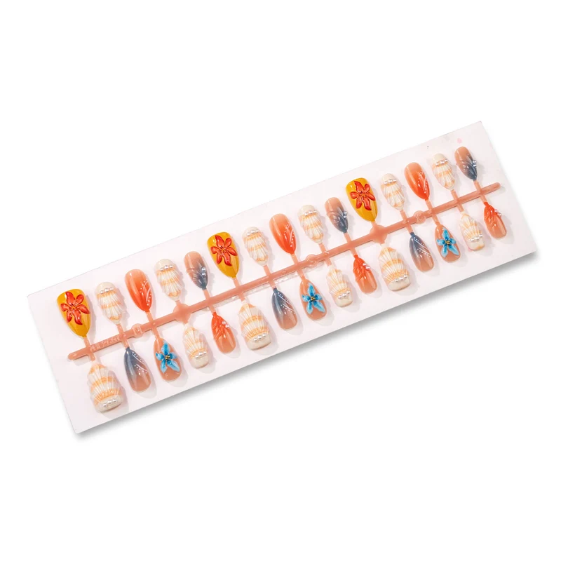 Künstlerisches von Muscheln inspiriertes Press-On Nagelkunst Set Karnz