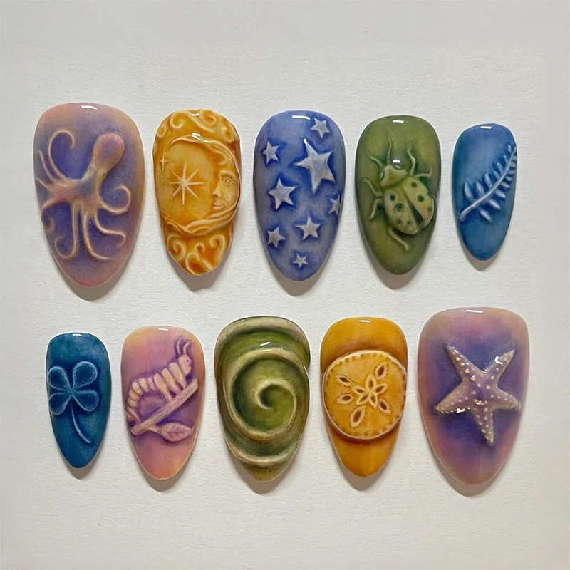Künstlerisches Skulptiertes Nagelkunstset Karnz