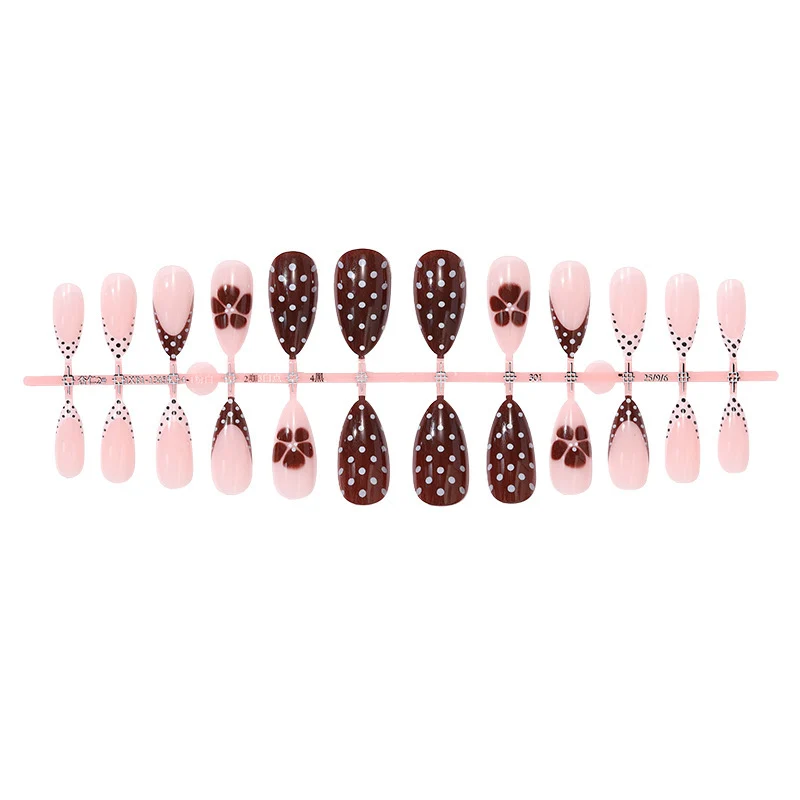 Künstlerisches Polymer Press-On Nagelkunst Set Karnz