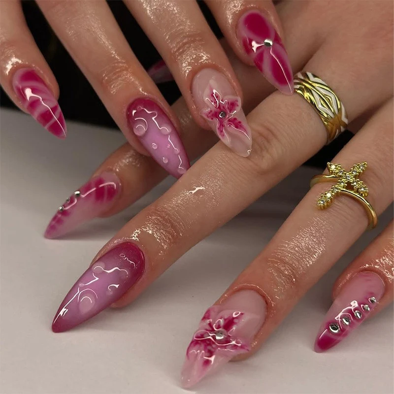 Künstlerische Lange Stiletto Press-On Nagelkunst Karnz